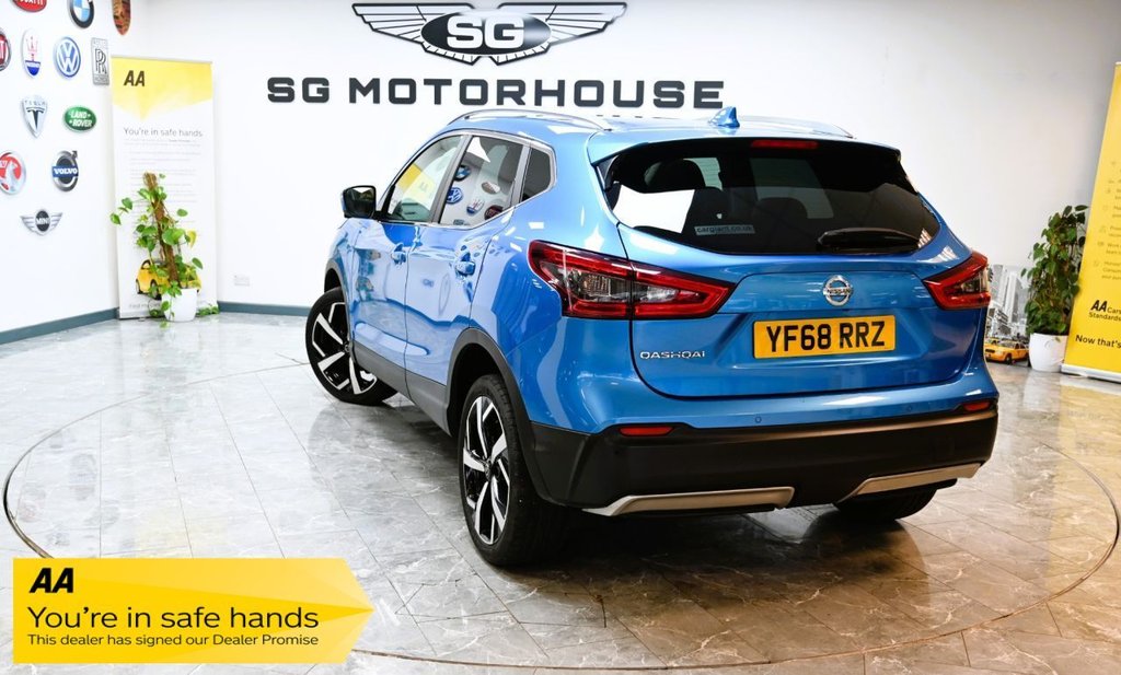 Used Nissan Qashqai 2018 for sale - 77307327: Photo 2