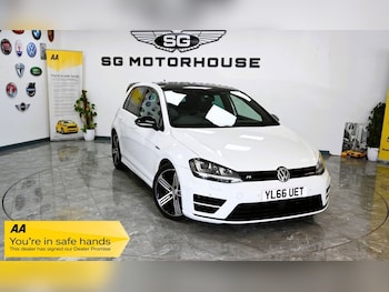 Used Volkswagen Golf 2017 for sale - 78414040: Photo