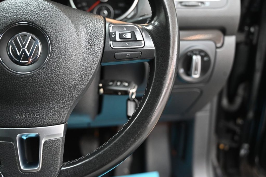 Used Volkswagen Golf 2012 for sale - 78102604: Photo 26