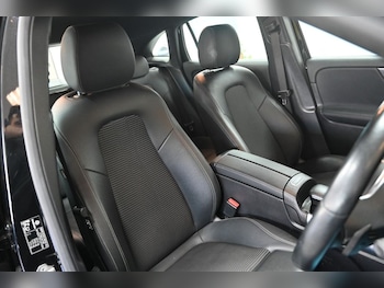 Used Mercedes-Benz GLA 2022 for sale - 79108410: Photo