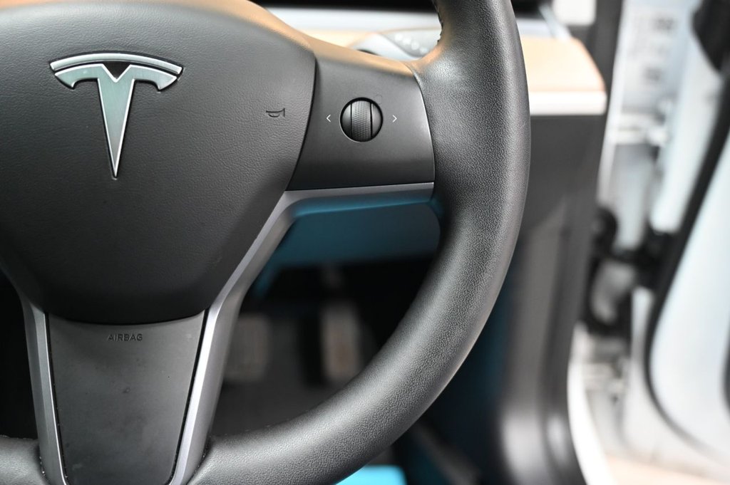 Used Tesla Model 3 2020 for sale - 77765420: Photo 23