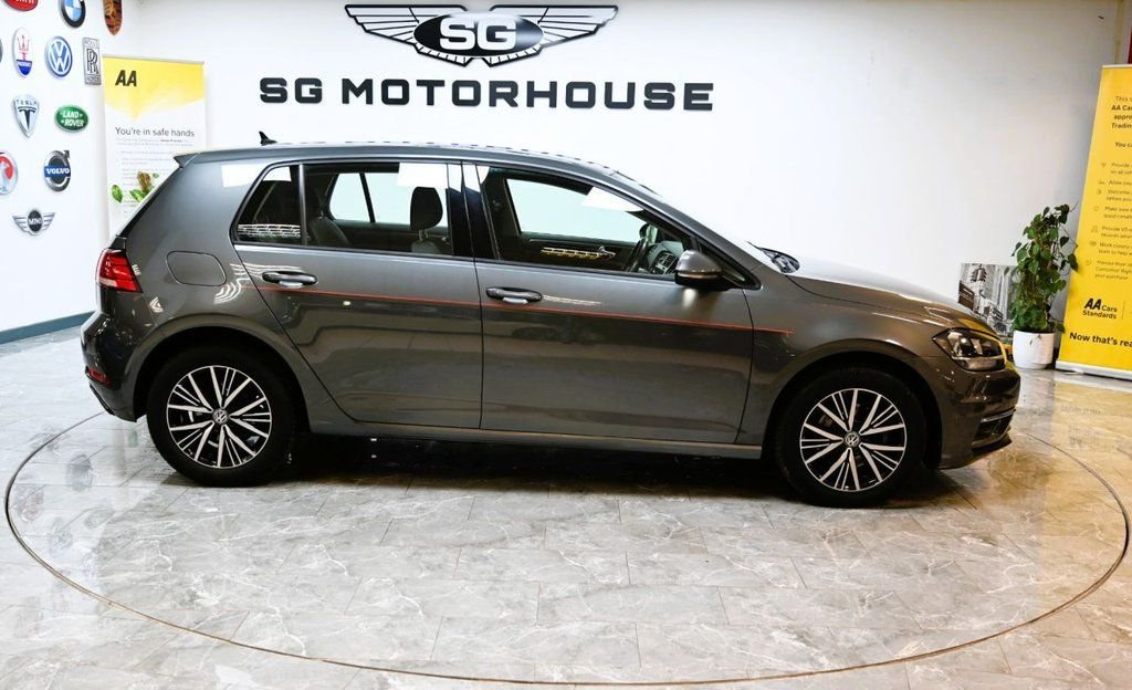 Used Volkswagen Golf 2018 for sale - 76459323: Photo 7
