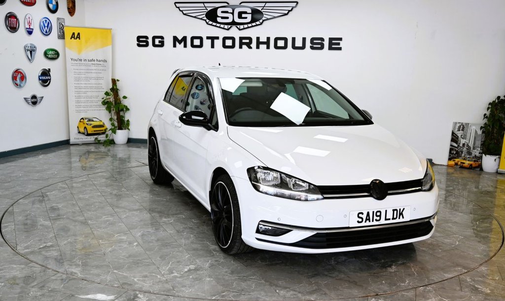 Used Volkswagen Golf 2019 for sale - 78220811: Photo 11
