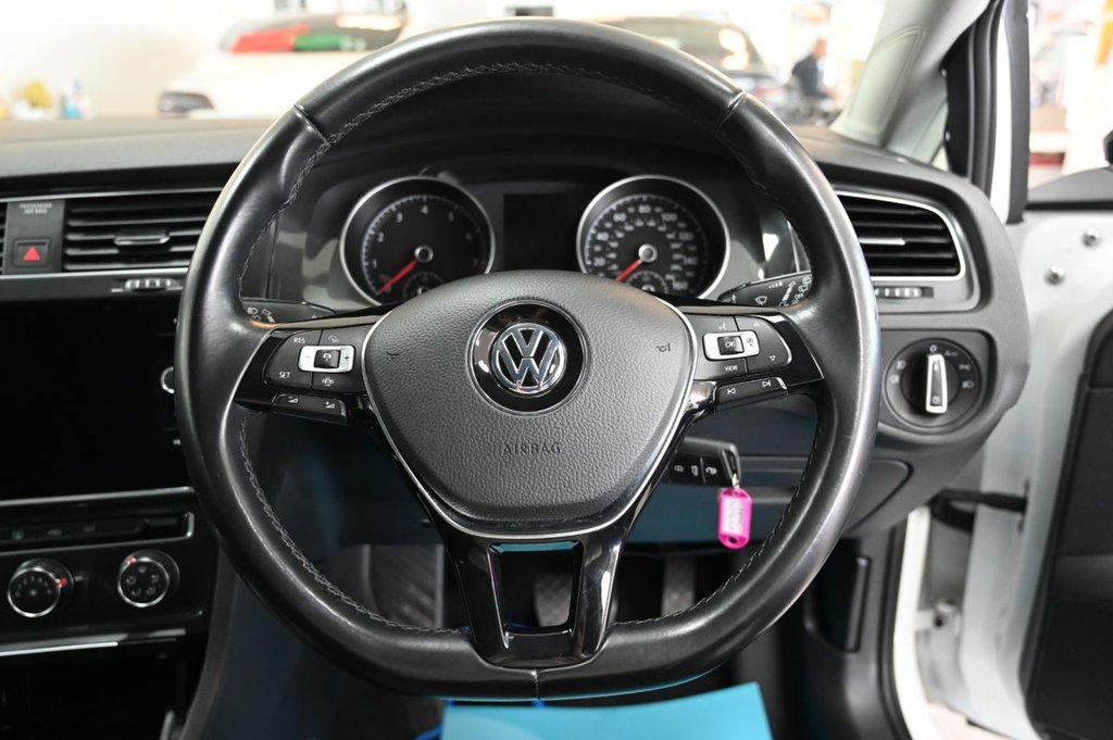Used Volkswagen Golf 2019 for sale - 78220811: Photo 16