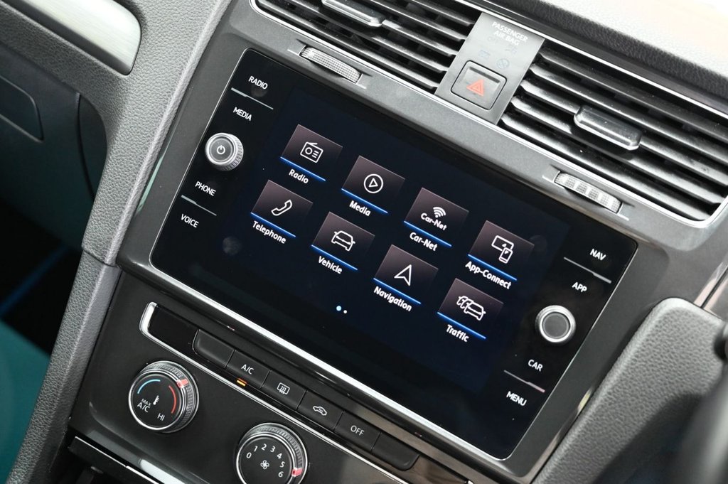 Used Volkswagen Golf 2019 for sale - 78220811: Photo 19