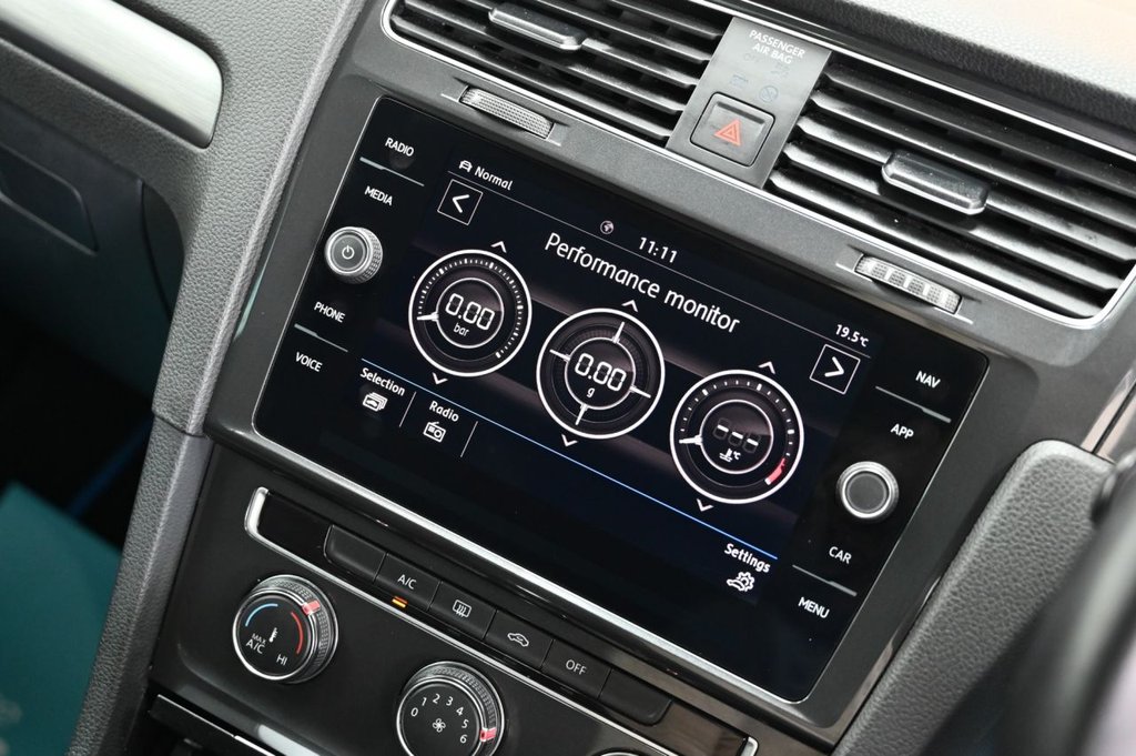 Used Volkswagen Golf 2019 for sale - 78220811: Photo 23