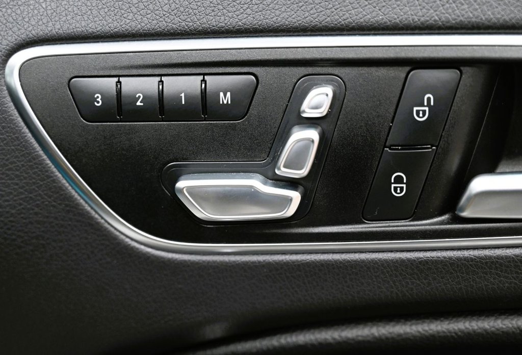 Used Mercedes-Benz A-Class 2016 for sale - 77360061: Photo 12