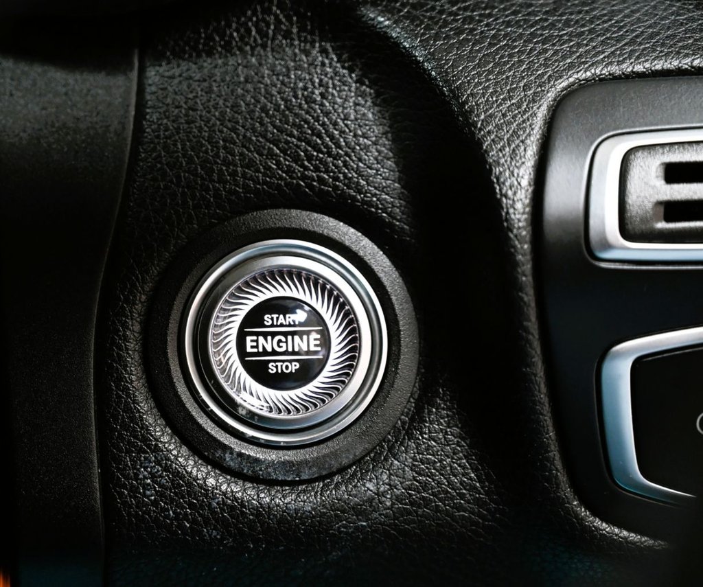 Used Mercedes-Benz C Class 2019 for sale - 76977497: Photo 14