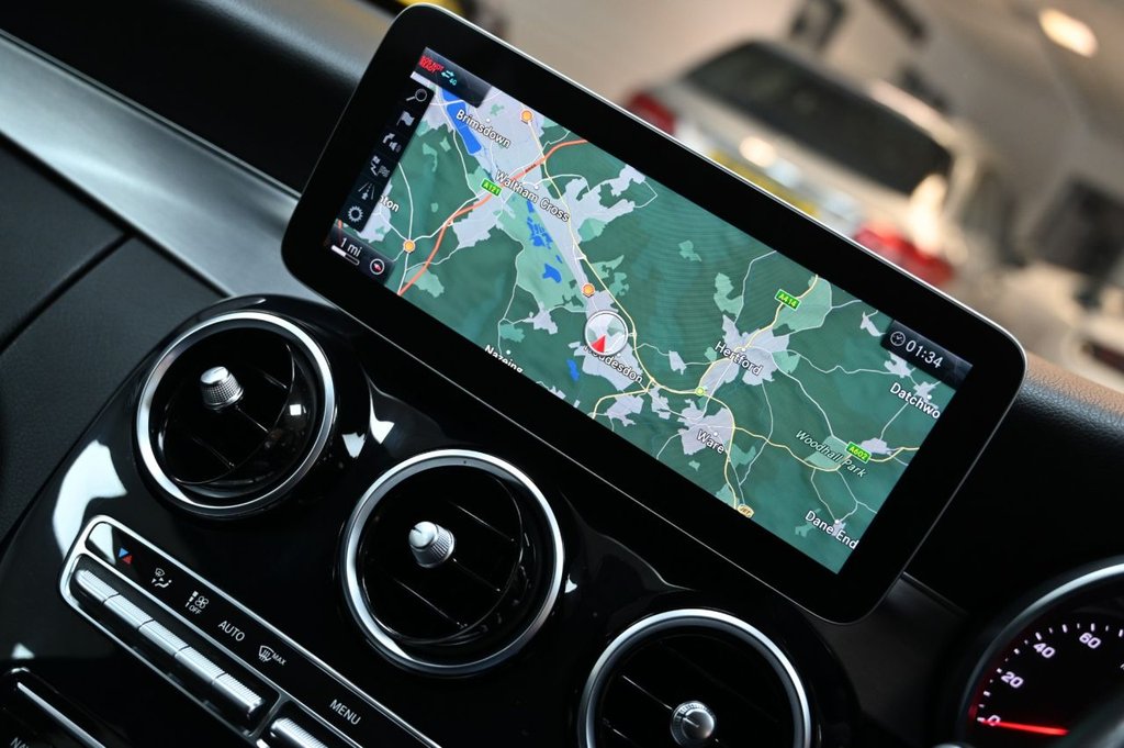 Used Mercedes-Benz C Class 2019 for sale - 76977497: Photo 5