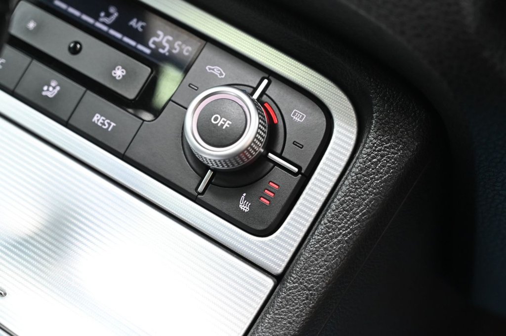 Used Volkswagen Touareg 2015 for sale - 77307388: Photo 13