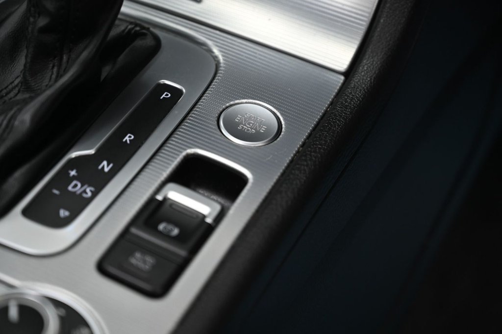 Used Volkswagen Touareg 2015 for sale - 77307388: Photo 17