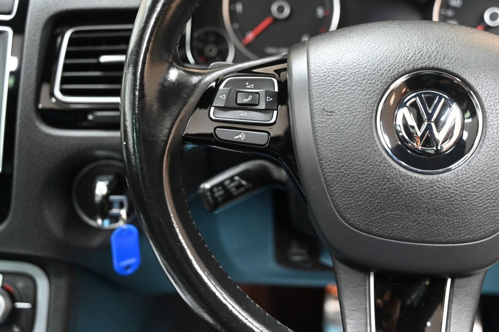 Used Volkswagen Touareg 2015 for sale - 77307388: Photo 22