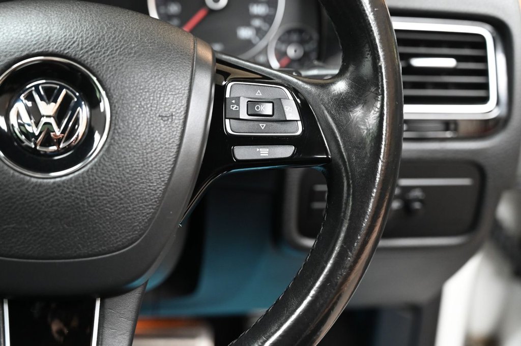 Used Volkswagen Touareg 2015 for sale - 77307388: Photo 23