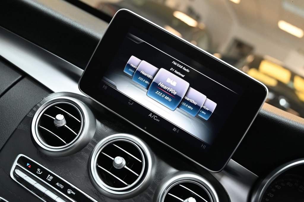 Used Mercedes-Benz C Class 2017 for sale - 77521371: Photo 31