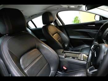 Used Jaguar XE 2017 for sale - 74401939: Photo