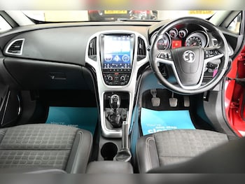 Used Vauxhall Astra GTC 2013 for sale - 79108308: Photo