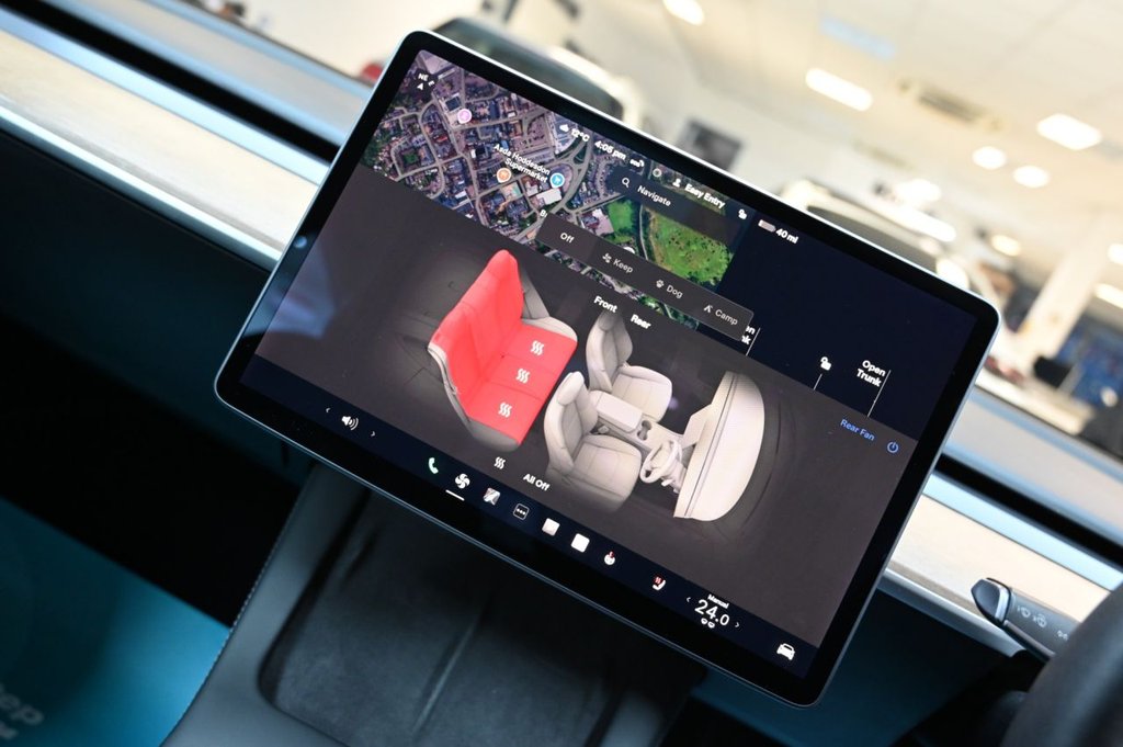 Used Tesla Model 3 2021 for sale - 76914823: Photo 12