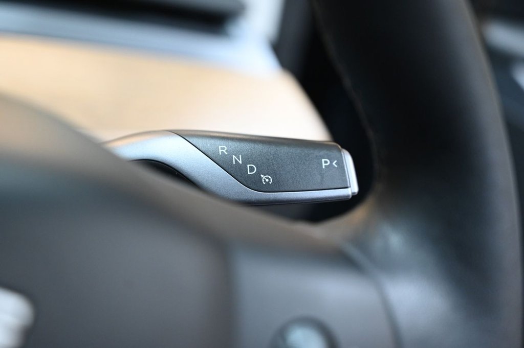 Used Tesla Model 3 2021 for sale - 76914823: Photo 13