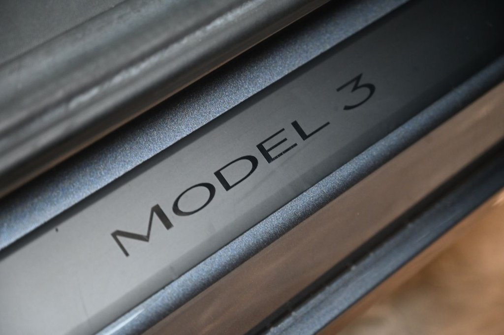 Used Tesla Model 3 2021 for sale - 76914823: Photo 26