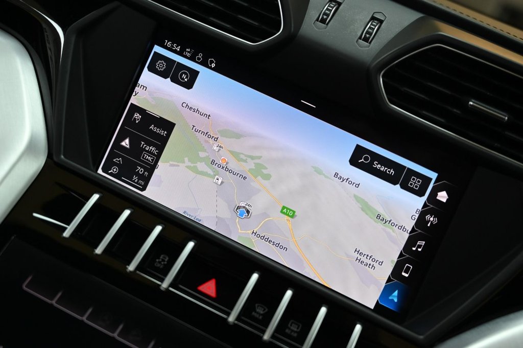 Used Lamborghini Urus 2019 for sale - 77792507: Photo 22