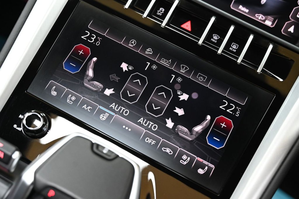 Used Lamborghini Urus 2019 for sale - 77792507: Photo 43