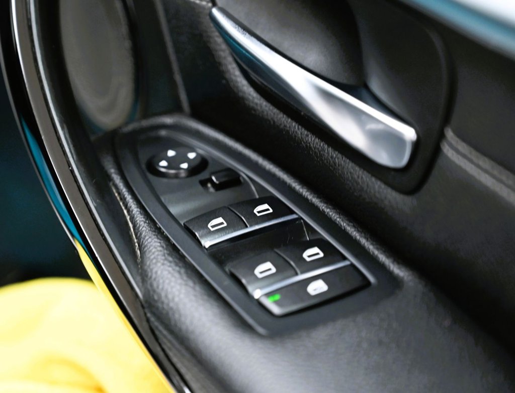 Used BMW 3 Series 2018 for sale - 76586599: Photo 27