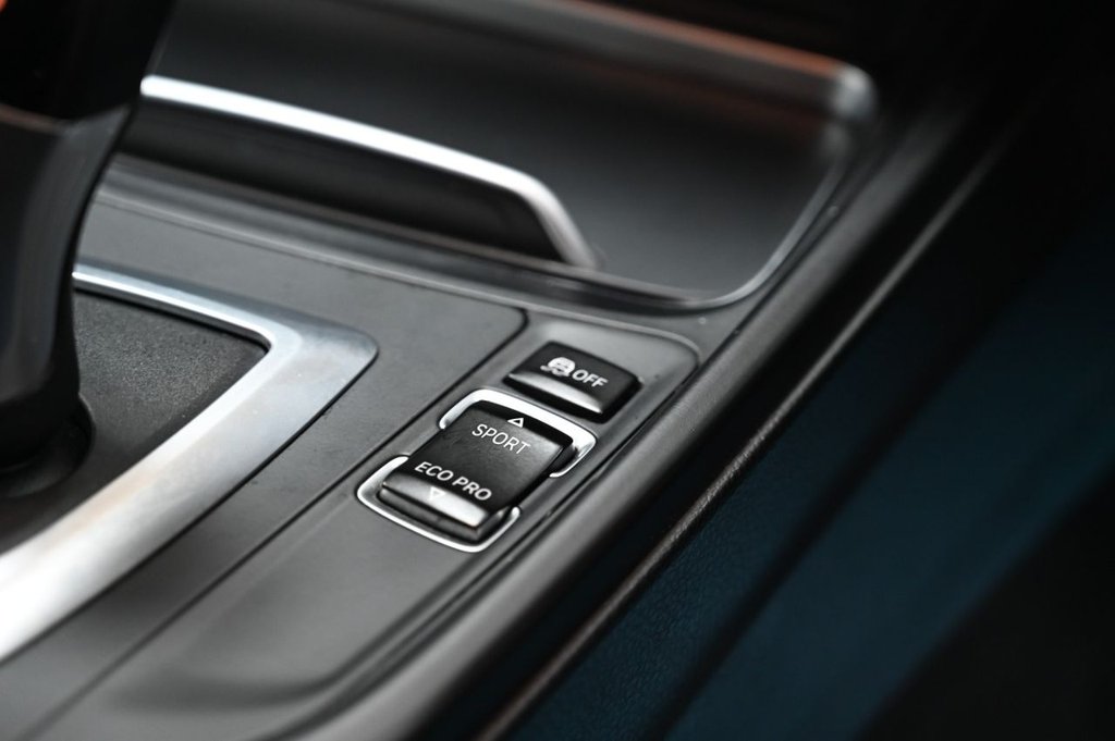 Used BMW 3 Series 2018 for sale - 76623342: Photo 15