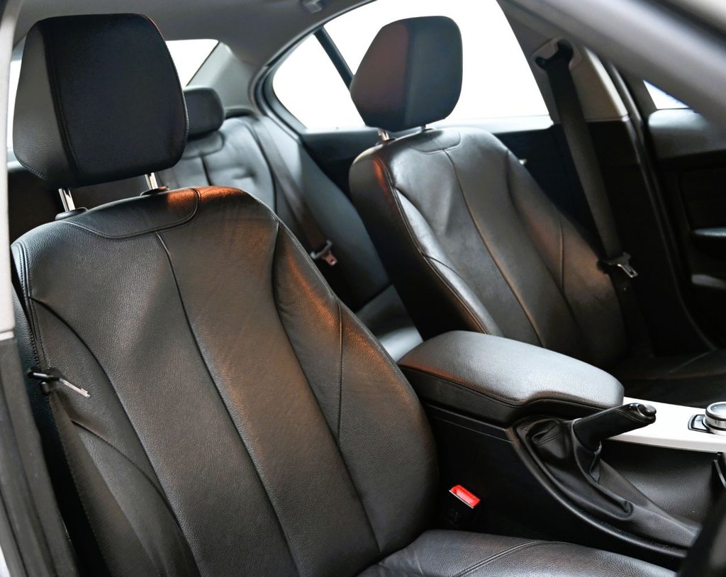 Used BMW 3 Series 2018 for sale - 76623342: Photo 4