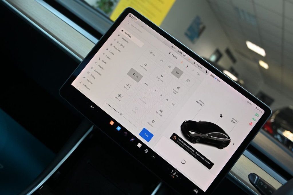 Used Tesla Model 3 2020 for sale - 77627470: Photo 28