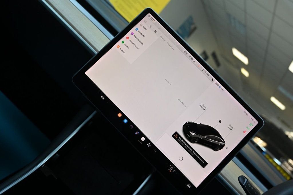 Used Tesla Model 3 2020 for sale - 77627470: Photo 29