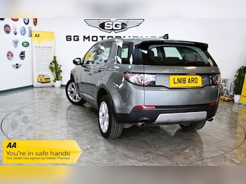 Used Land Rover Discovery Sport 2018 for sale - 78246660: Photo