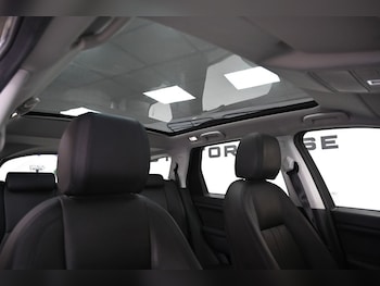 Used Land Rover Discovery Sport 2018 for sale - 78246660: Photo