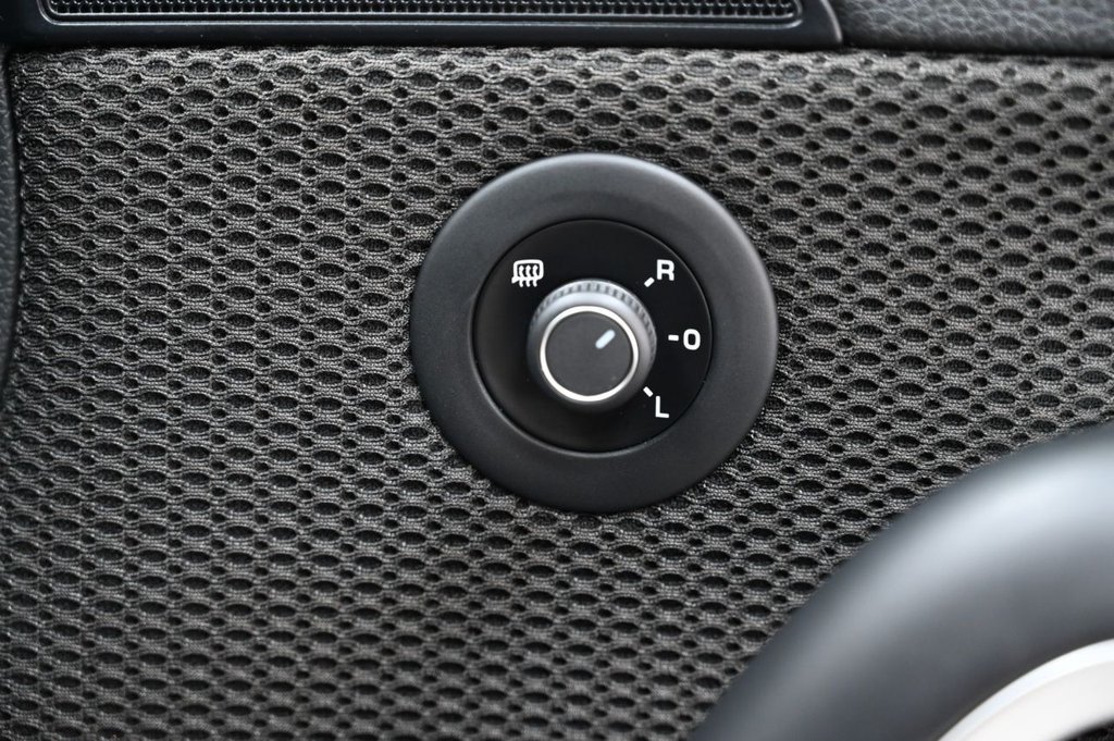 Used Volkswagen Scirocco 2017 for sale - 78088418: Photo 20