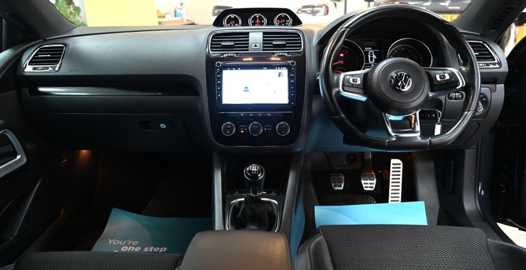 Used Volkswagen Scirocco 2017 for sale - 78088418: Photo 3