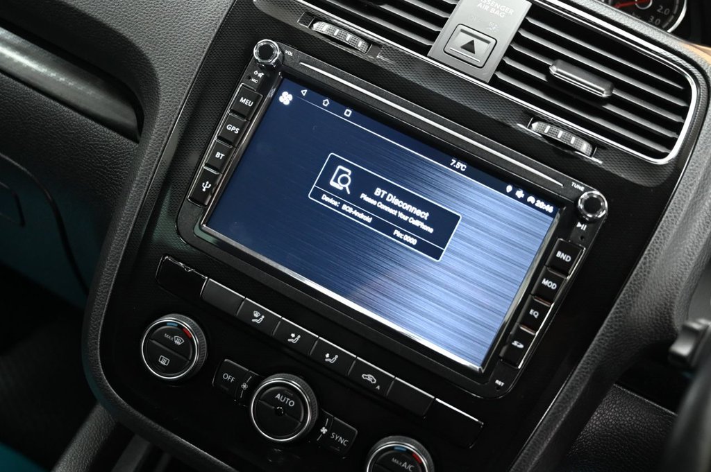 Used Volkswagen Scirocco 2017 for sale - 78088418: Photo 31