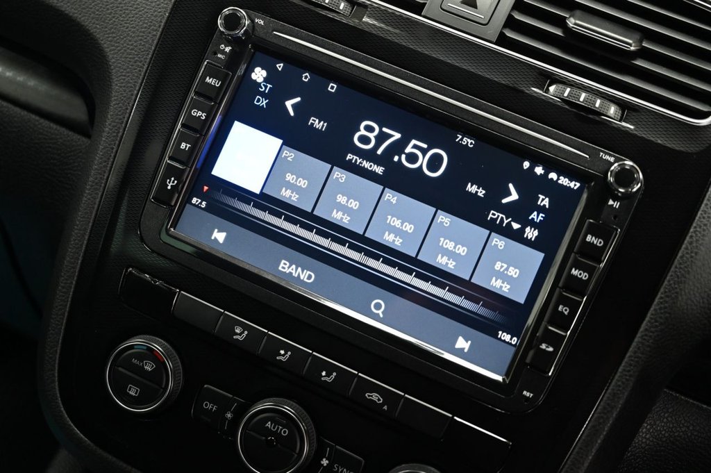 Used Volkswagen Scirocco 2017 for sale - 78088418: Photo 32