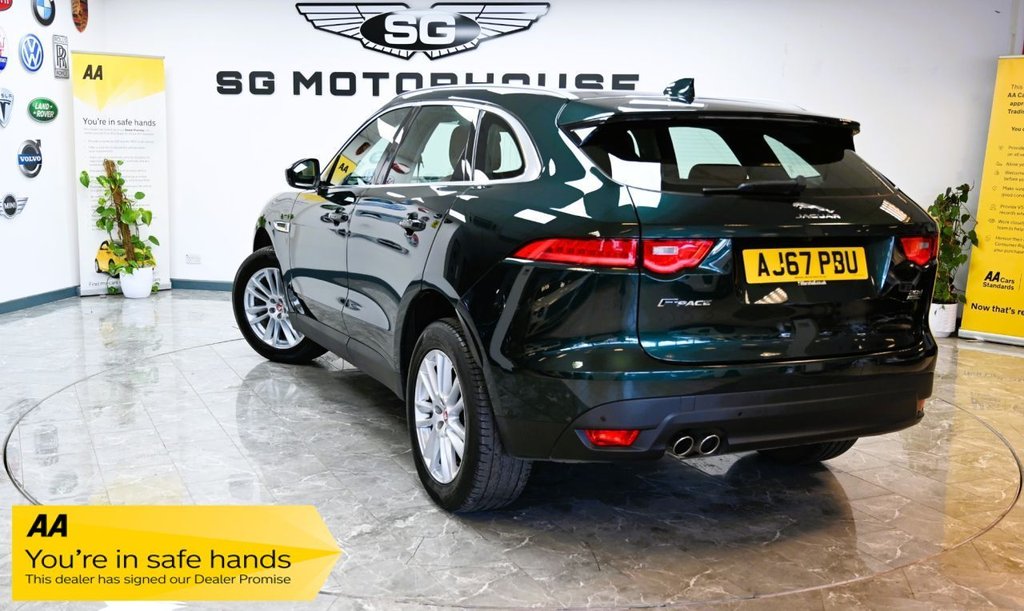 Used Jaguar F-Pace 2017 for sale - 76434412: Photo 2