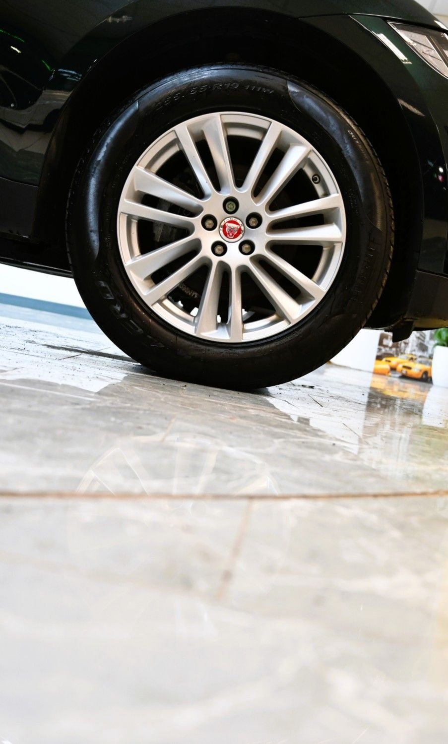 Used Jaguar F-Pace 2017 for sale - 76434412: Photo 38