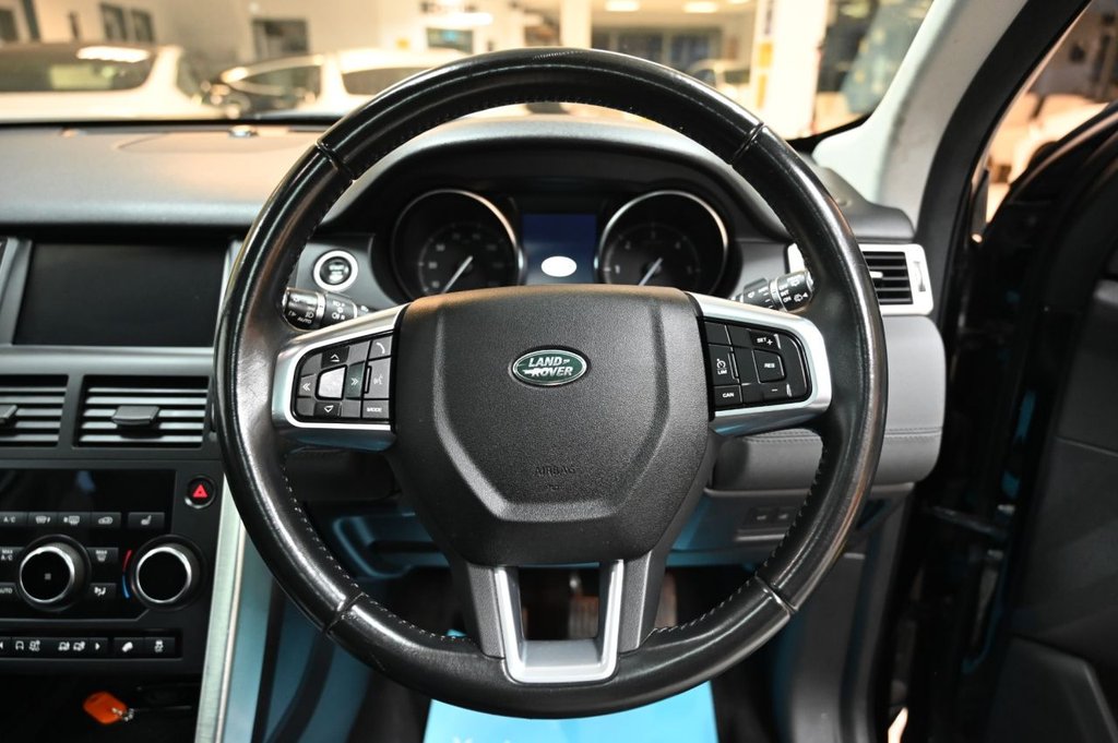 Used Land Rover Discovery Sport 2018 for sale - 77885024: Photo 17