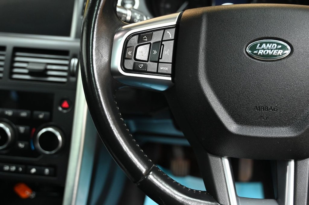 Used Land Rover Discovery Sport 2018 for sale - 77885024: Photo 21