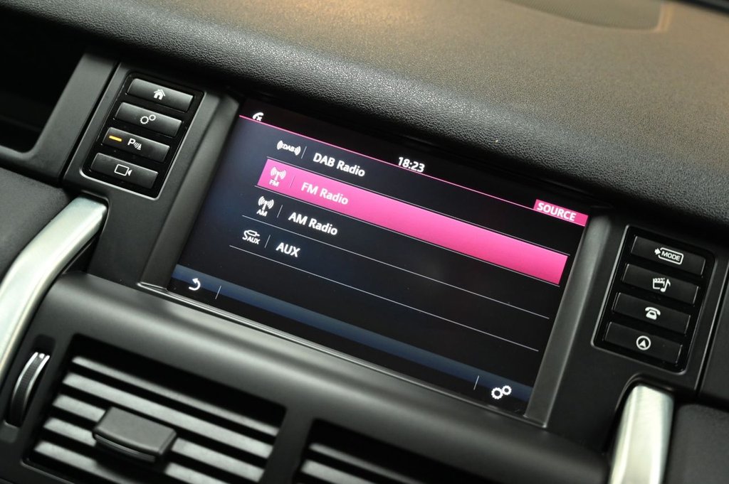 Used Land Rover Discovery Sport 2018 for sale - 77885024: Photo 28