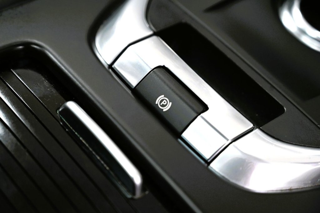 Used Land Rover Discovery Sport 2017 for sale - 77748754: Photo 20