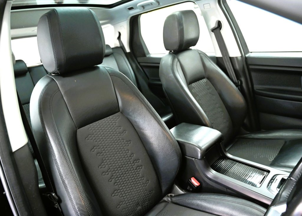 Used Land Rover Discovery Sport 2017 for sale - 77748754: Photo 6