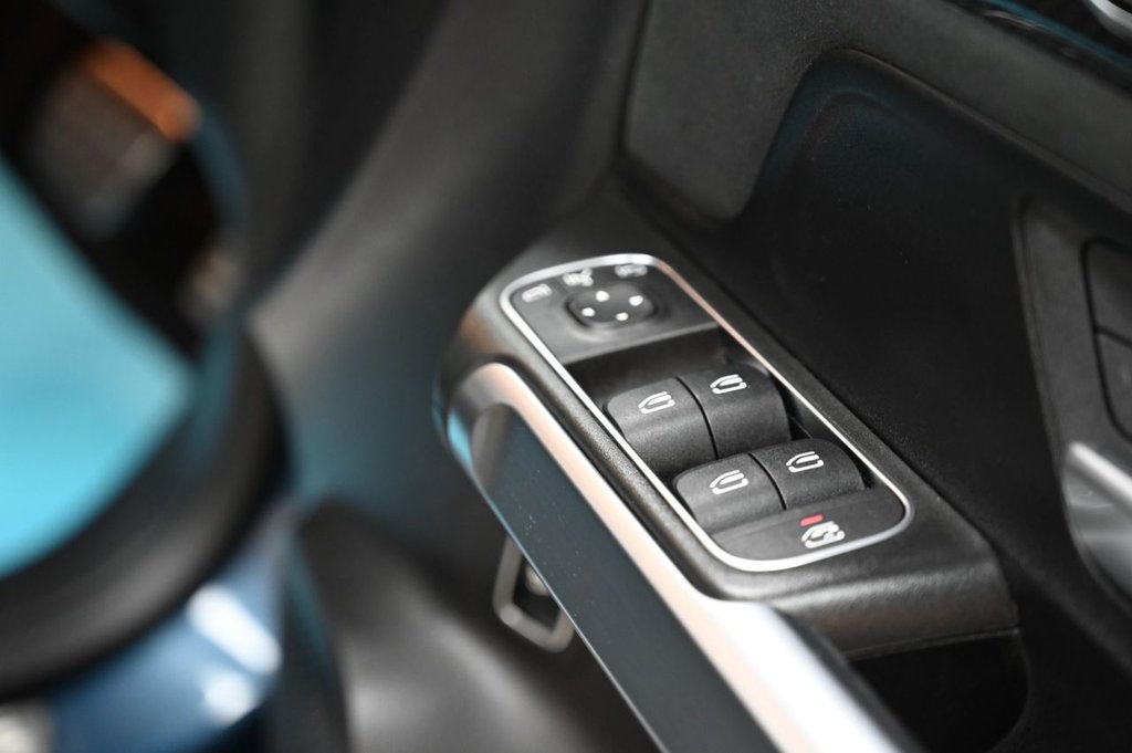 Used Mercedes-Benz GLB 2020 for sale - 76703804: Photo 41