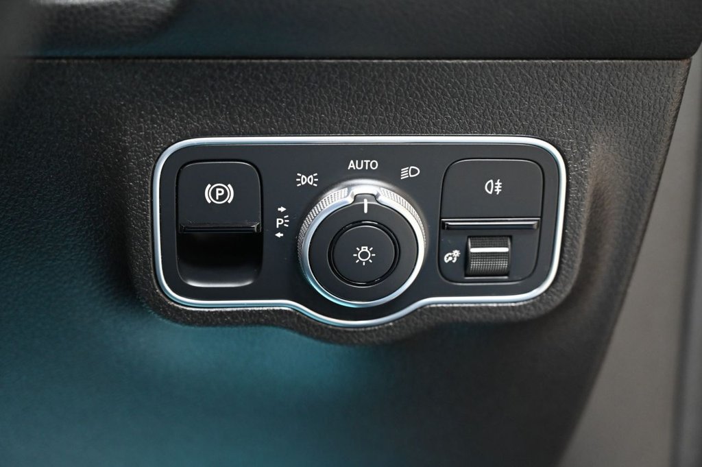 Used Mercedes-Benz GLB 2020 for sale - 76703804: Photo 49