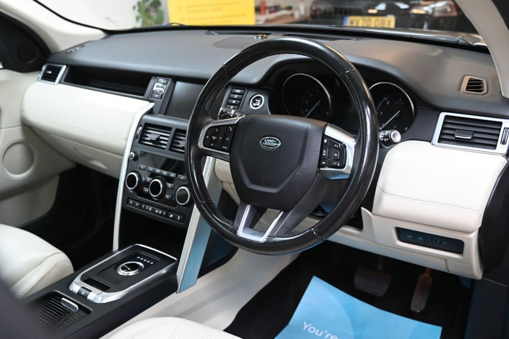 Used Land Rover Discovery Sport 2017 for sale - 77614217: Photo 16