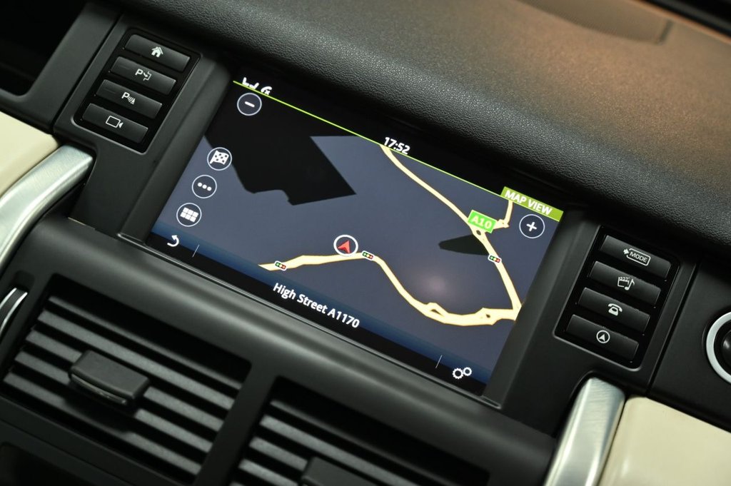 Used Land Rover Discovery Sport 2017 for sale - 77614217: Photo 20