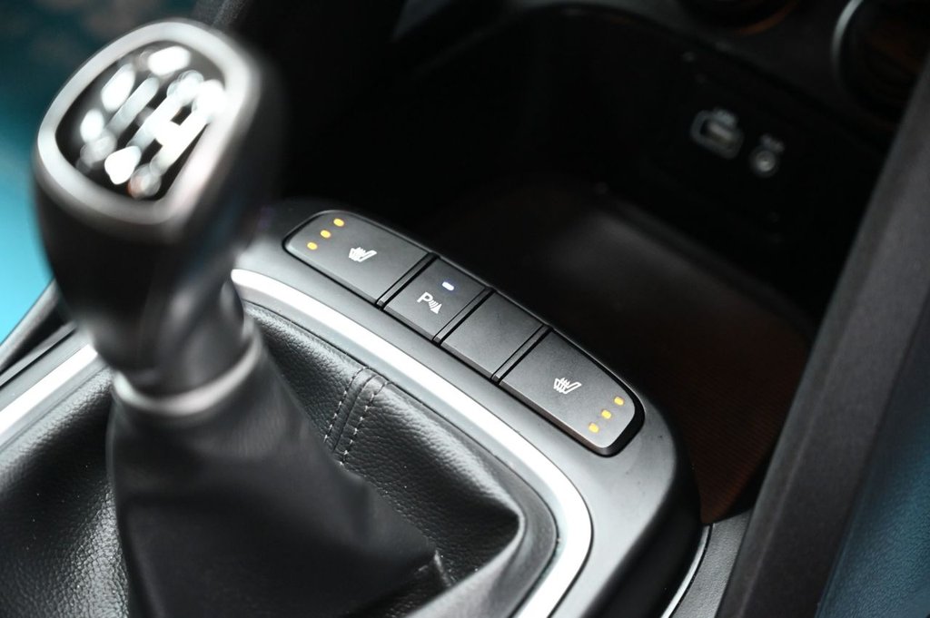 Used Hyundai Santa Fe 2016 for sale - 76703723: Photo 12