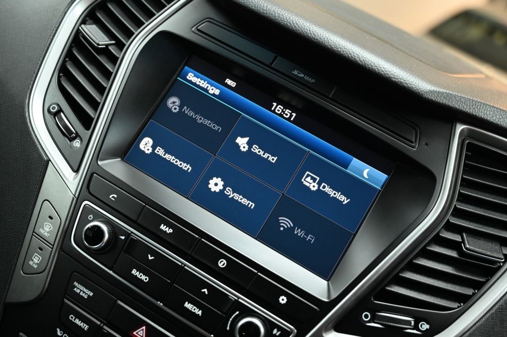 Used Hyundai Santa Fe 2016 for sale - 76703723: Photo 5