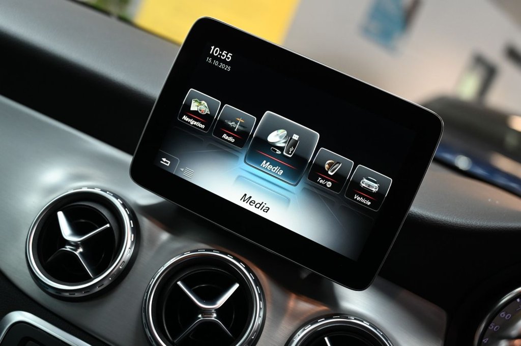 Used Mercedes-Benz GLA 2016 for sale - 76586611: Photo 12